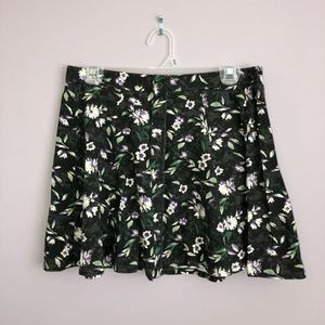 Skirt that buttons in the front